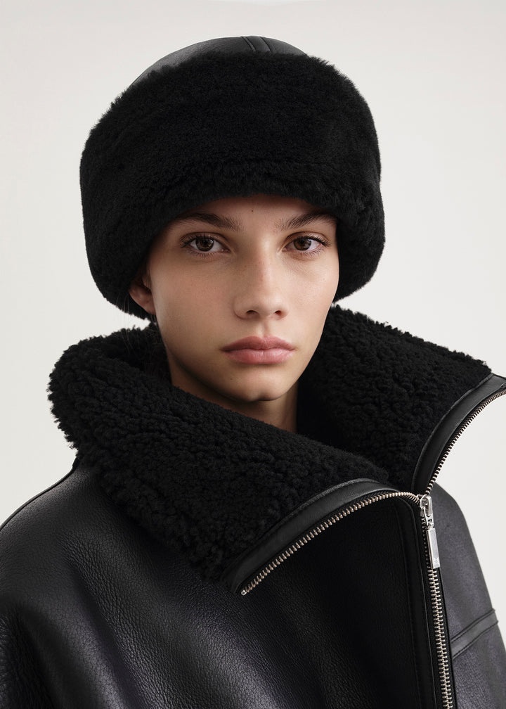 Shearling winter hat black - 2