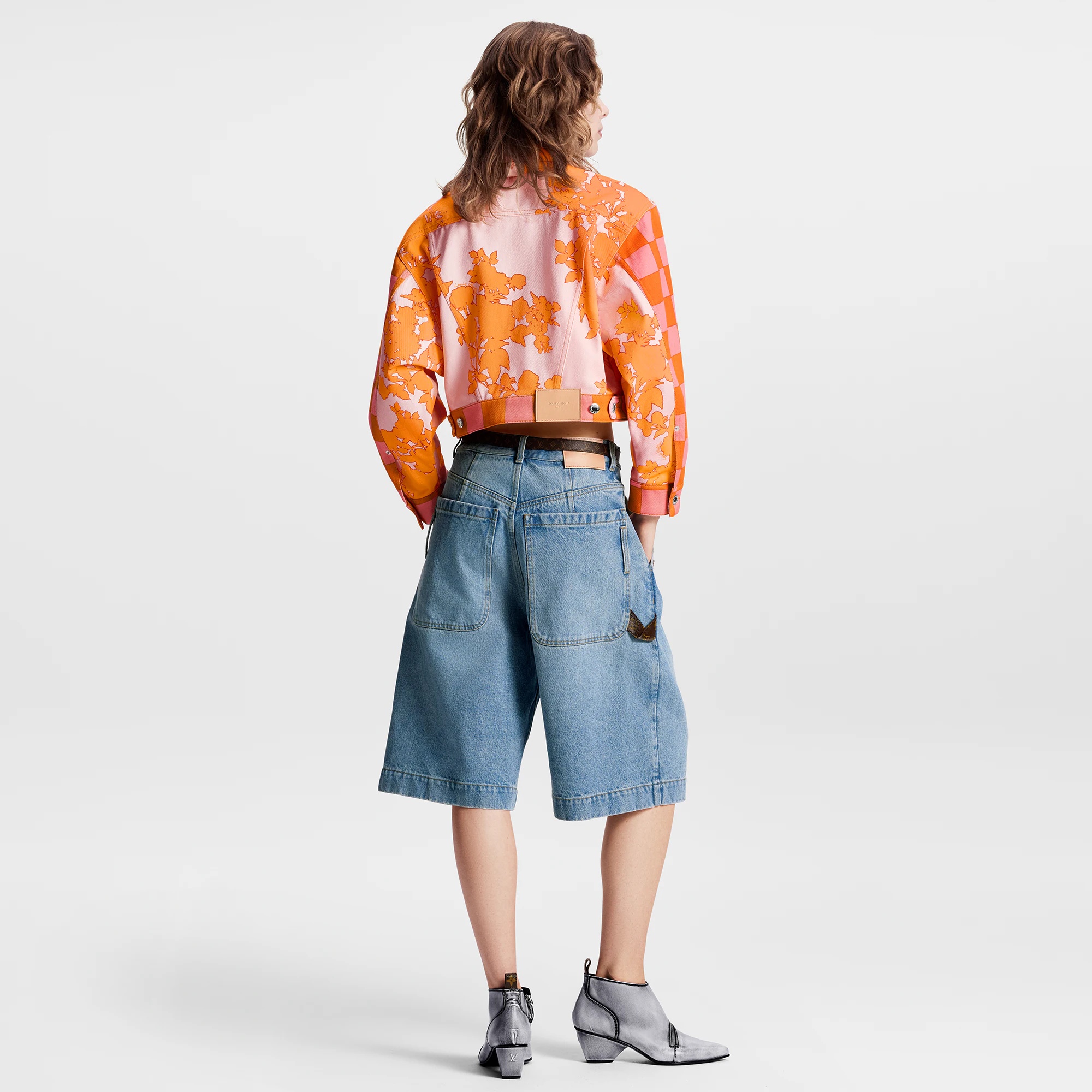Embroidered Accent Bermuda Shorts - 3