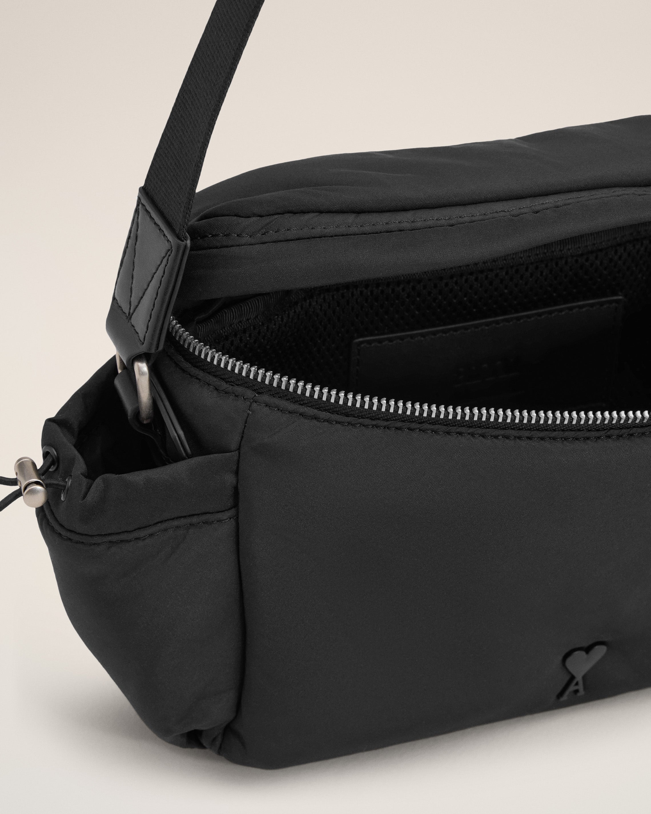 BLACK AMI DE COEUR MESSENGER BAG - 5