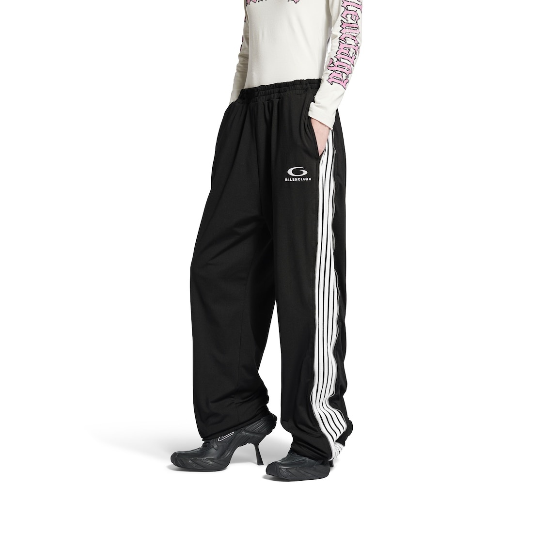 Loop Sports Icon Zipped Sweatpants in Black/white - 6