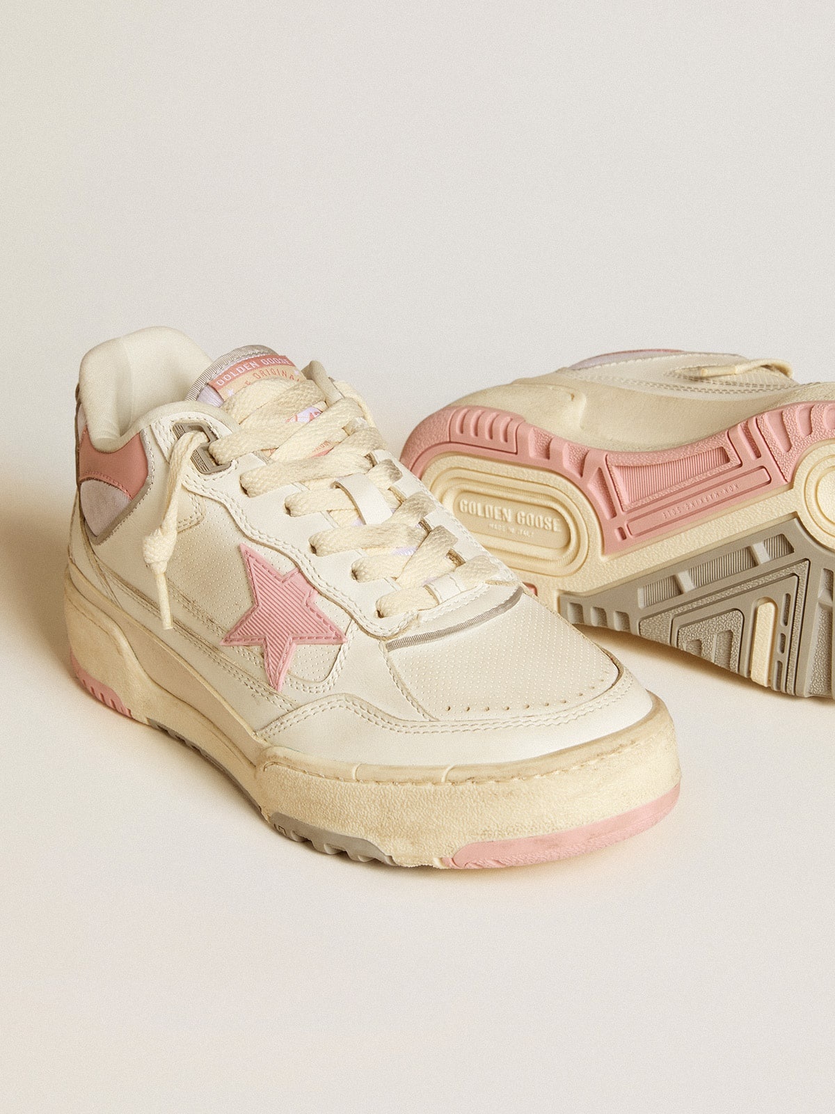 Men's Forty2 with pink TPU star and white leather heel tab - 4