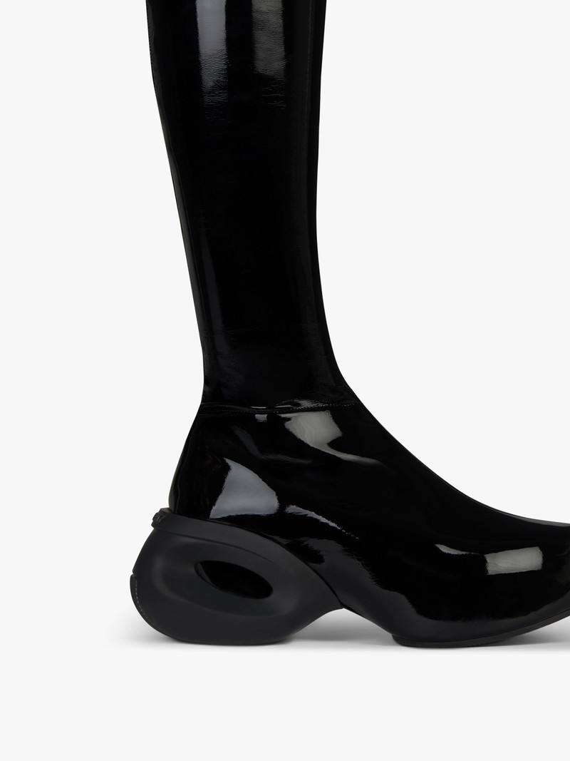 G CLOG THIGH BOOTS IN PATENT LEATHER 4
