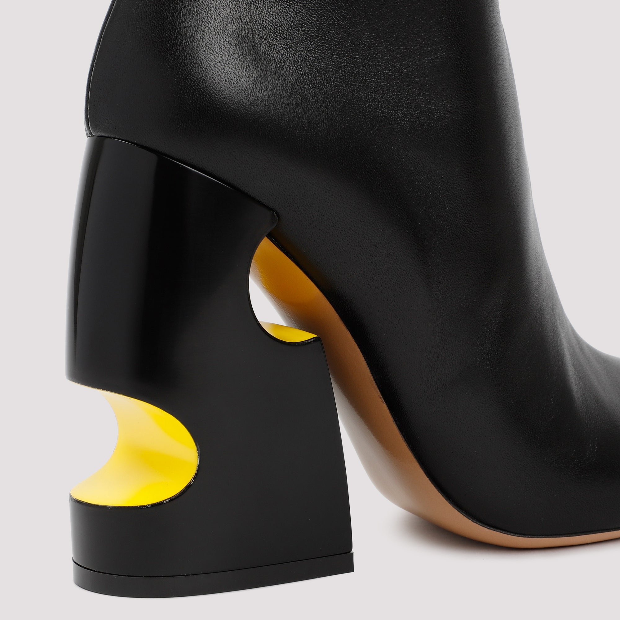 Boots Black - 6