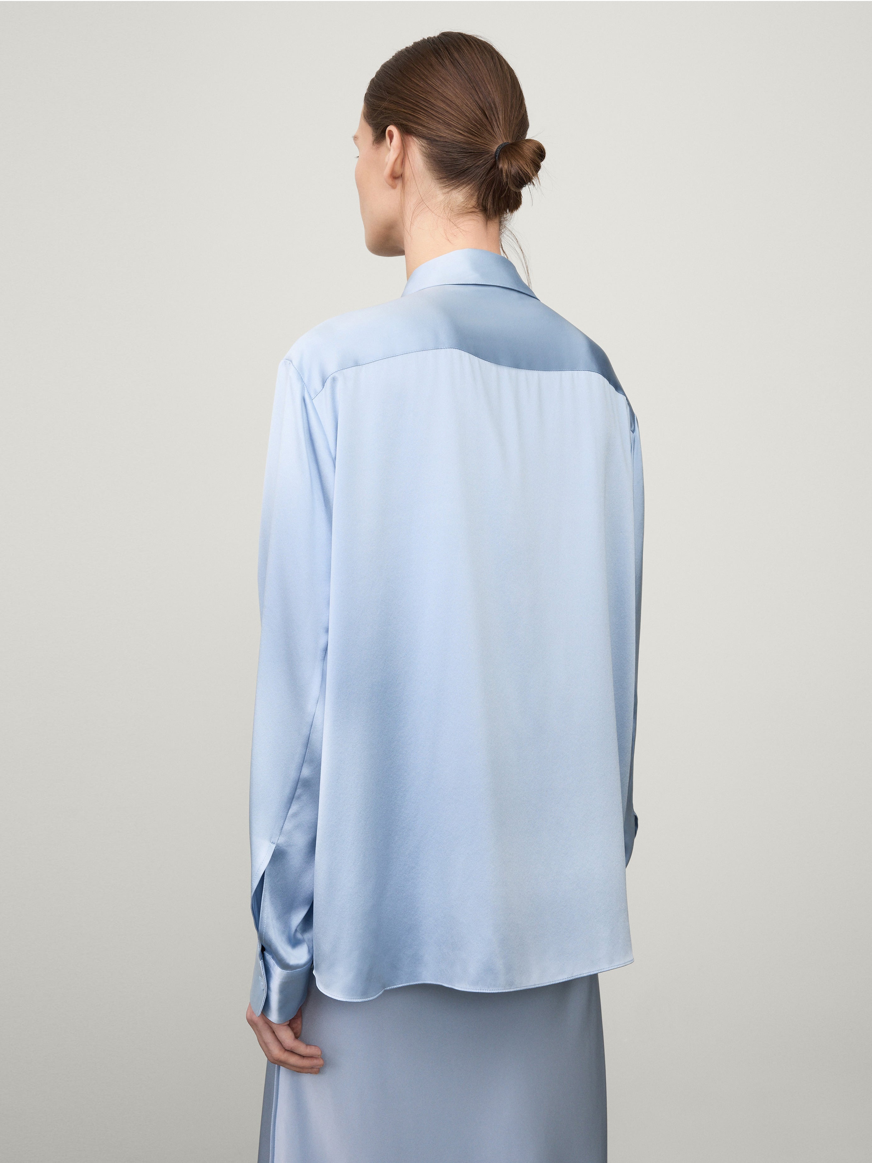 The Long Sleeved Button-Up Shirt - 3