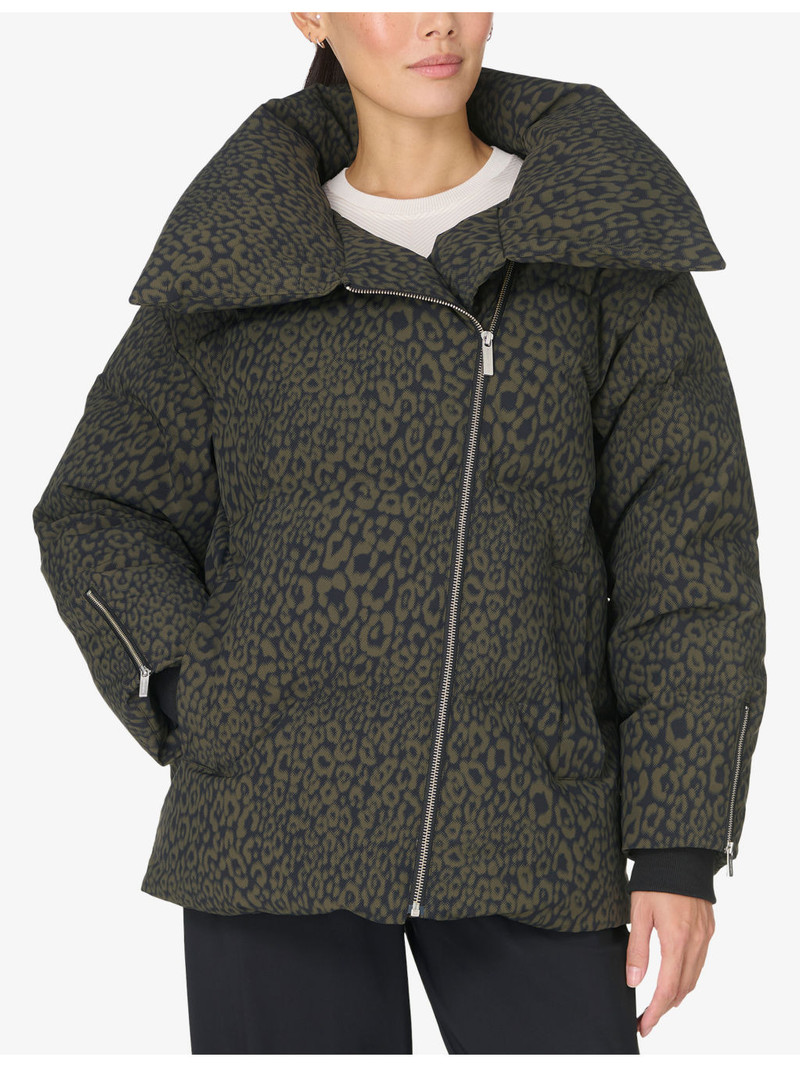 Nimbus Cloud Funnel-Neck Shell-Down Puffer Jacket 3