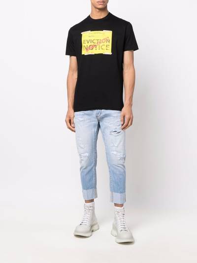 DSQUARED2 logo-print cropped distressed jeans outlook