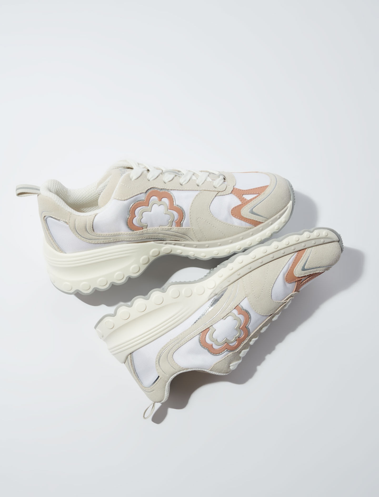 M Sneakers - 3