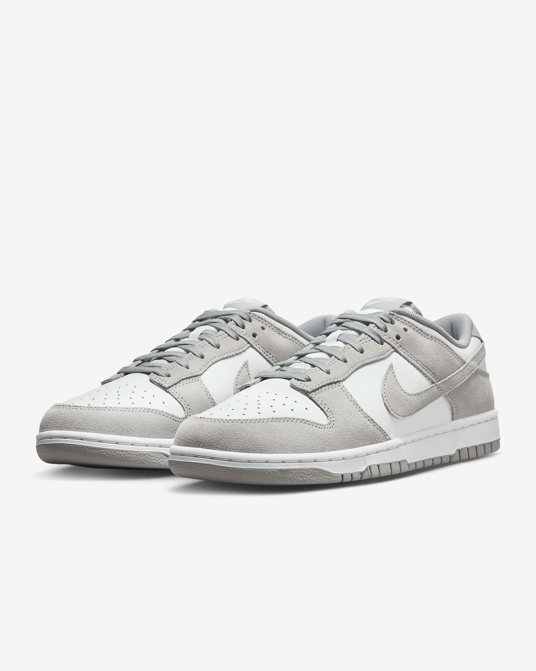 Nike Dunk Low Retro Men's Shoes - 5