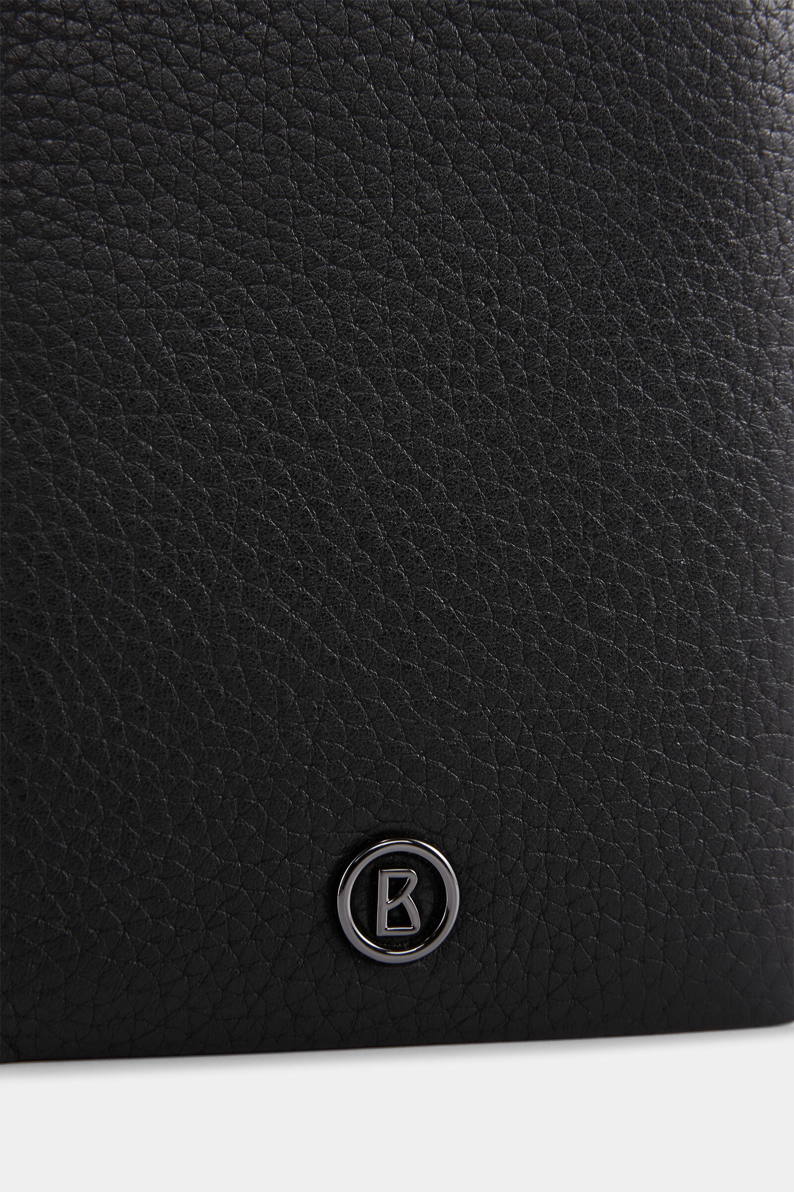 Vail Luis Wallet in Black - 5