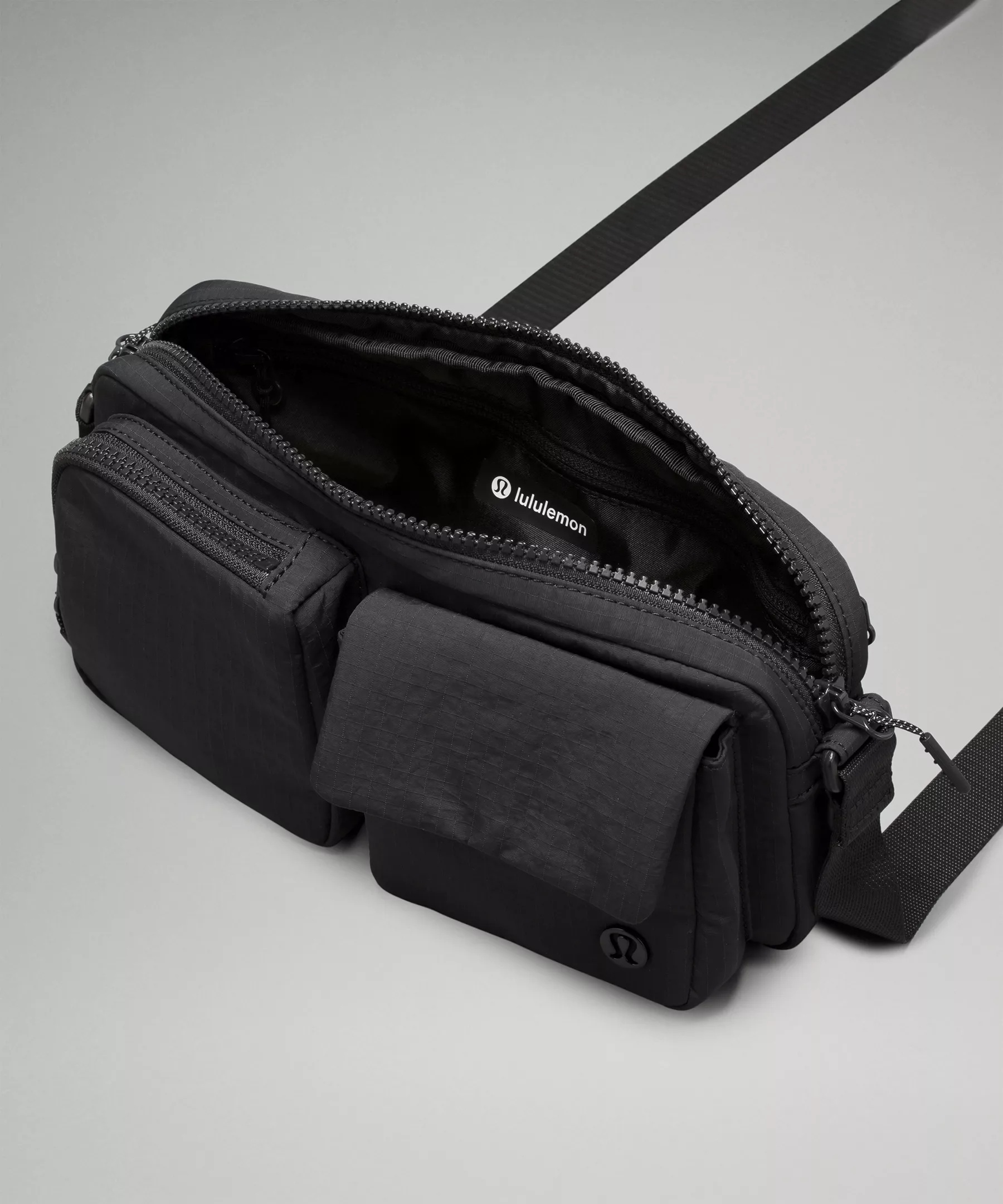 Multi-Pocket Crossbody Bag 2.5L - 4