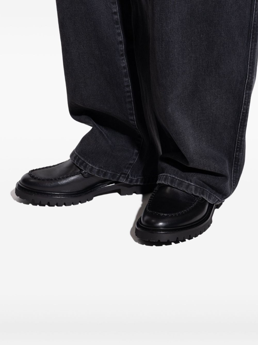 logo-plaque leather loafers - 5