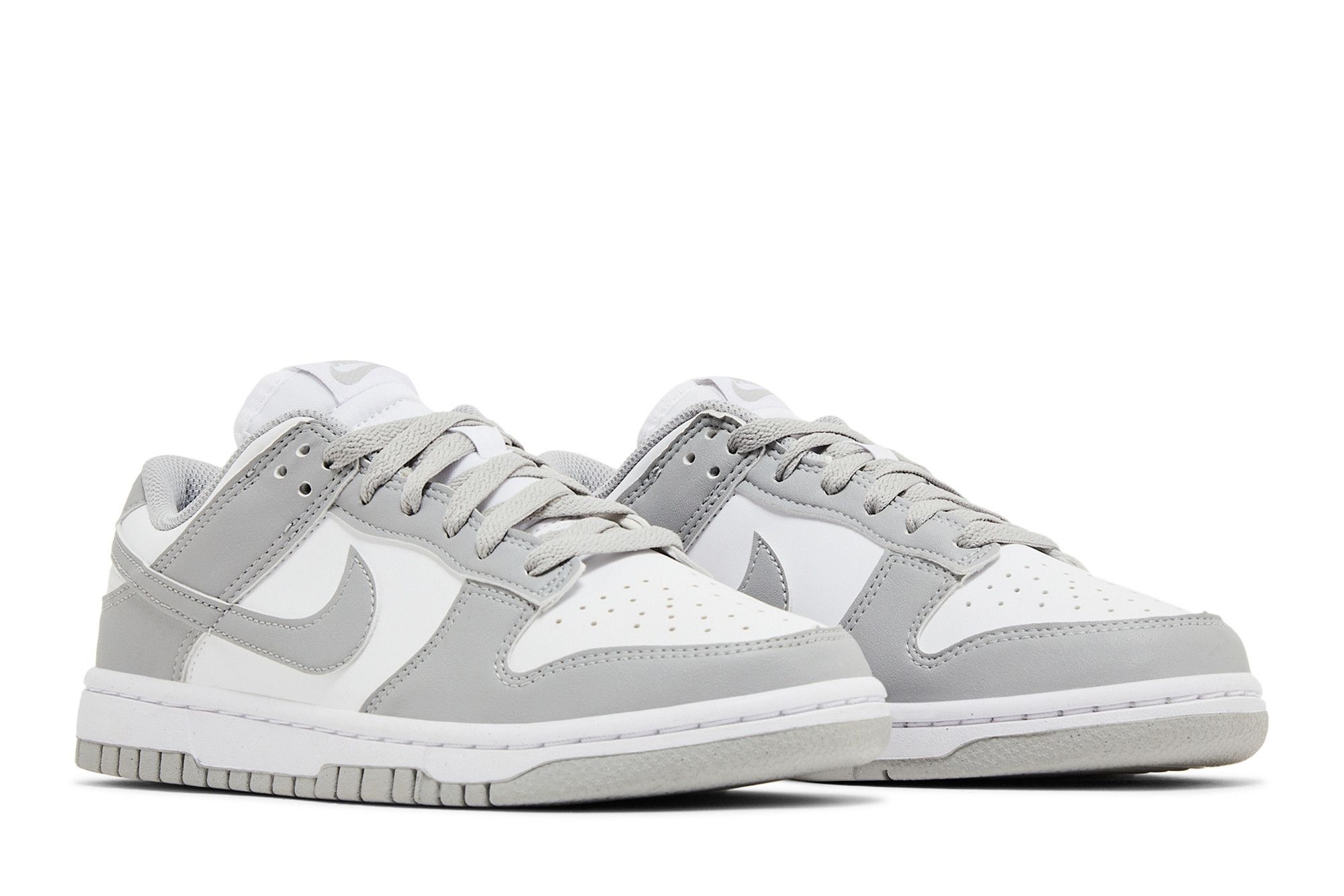 Wmns Dunk Low Next Nature 'Light Smoke Grey' - 8
