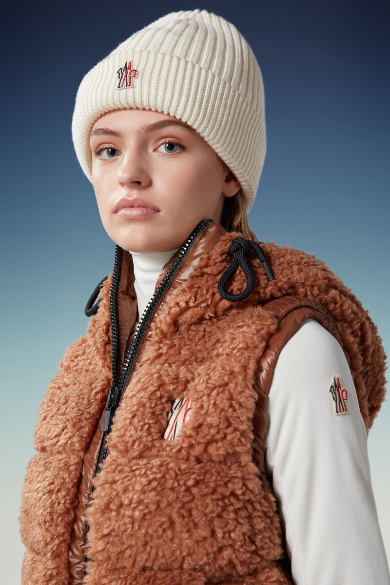 Moncler Wool Beanie outlook