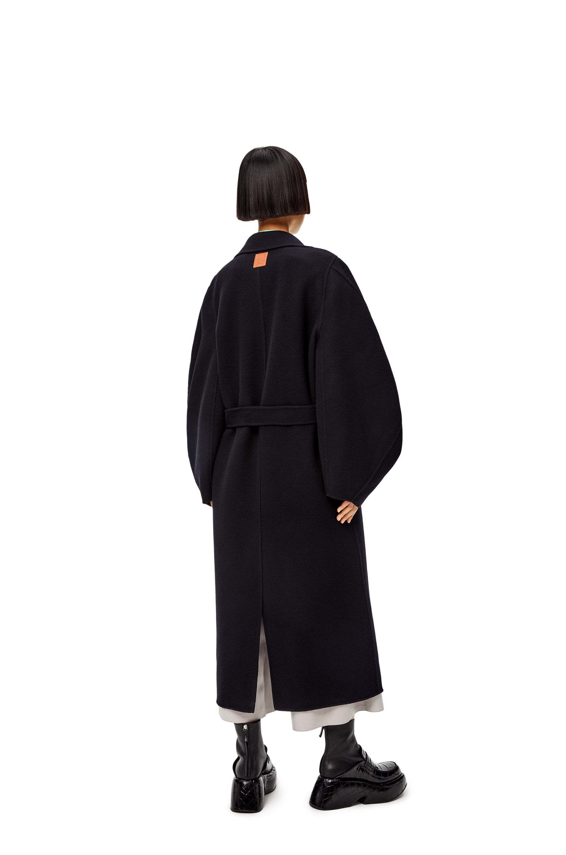 Circular sleeve belted coat in wool and cashmere - 4