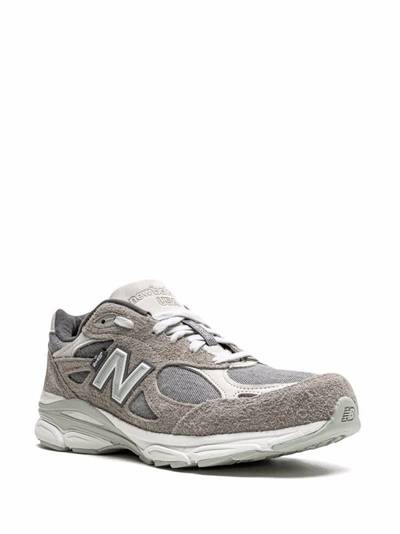 New Balance x Levi’s 990V3 sneakers outlook