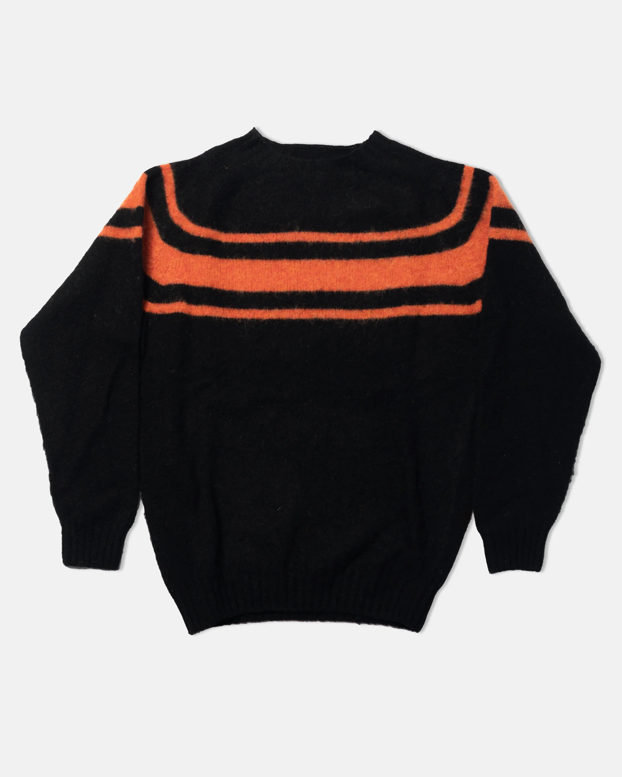 MADE-IN-SCOTLAND BLACK CHEST STRIPE SHAGGY DOG SWEATER - TRIM FIT - 1