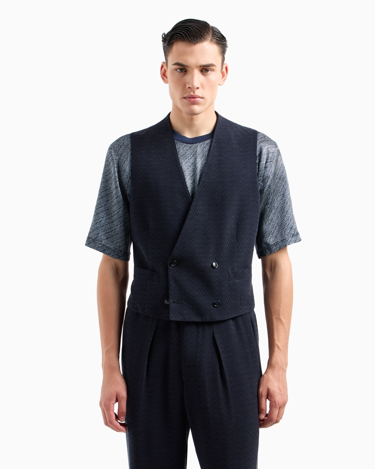 DOUBLE-BREASTED WAISTCOAT IN VIRGIN WOOL AND SILK - 4