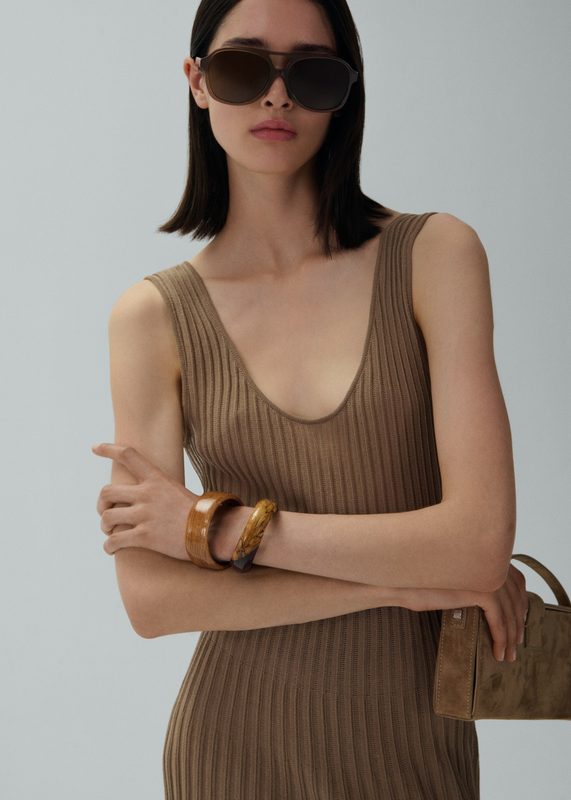 Rib stitch knitwear dress in brown - 4