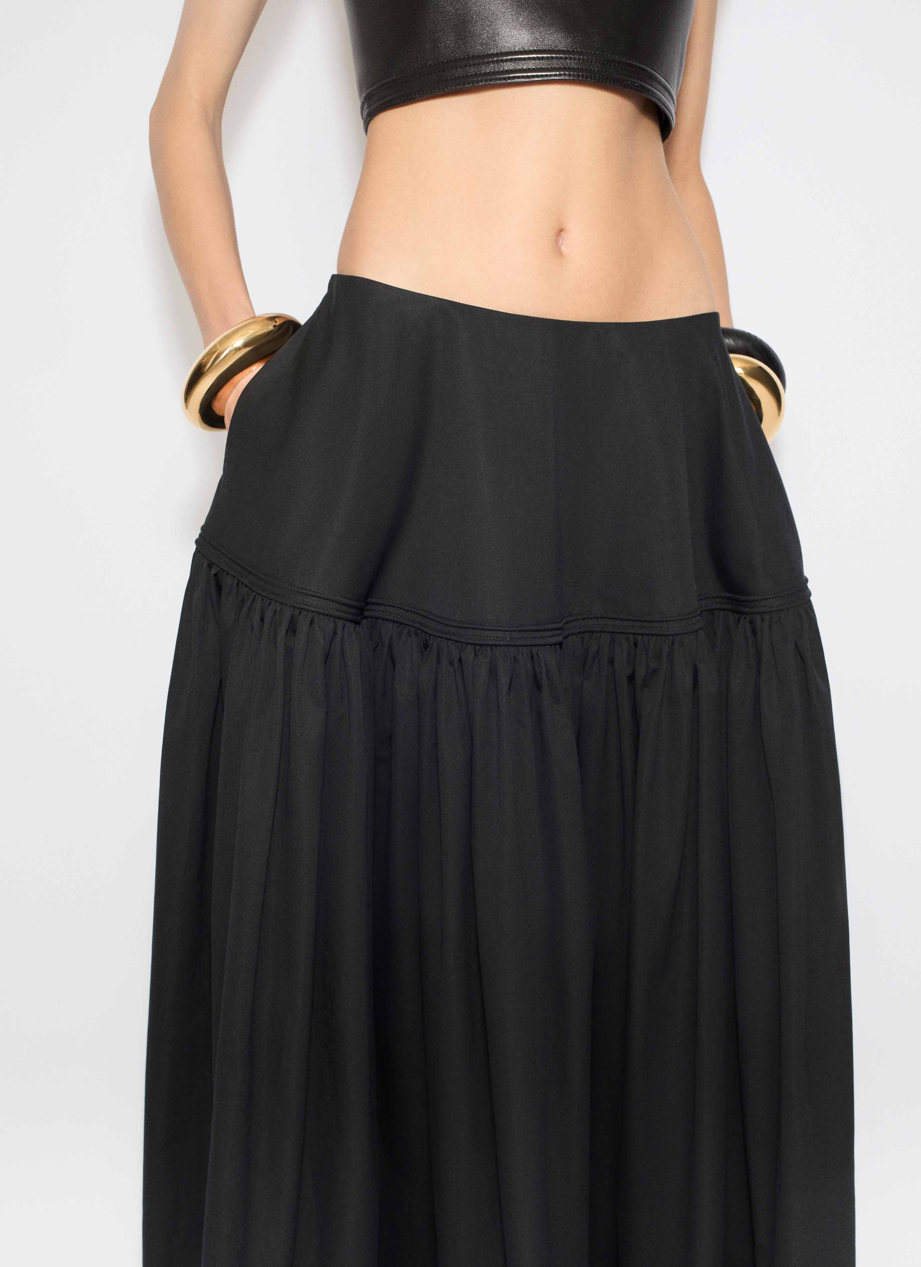 【ALAIA直営店】JUPE EVASEE EN MAILLE ALAÏA Jupe Évasée En Popeline De Coton | ALAÏA FR