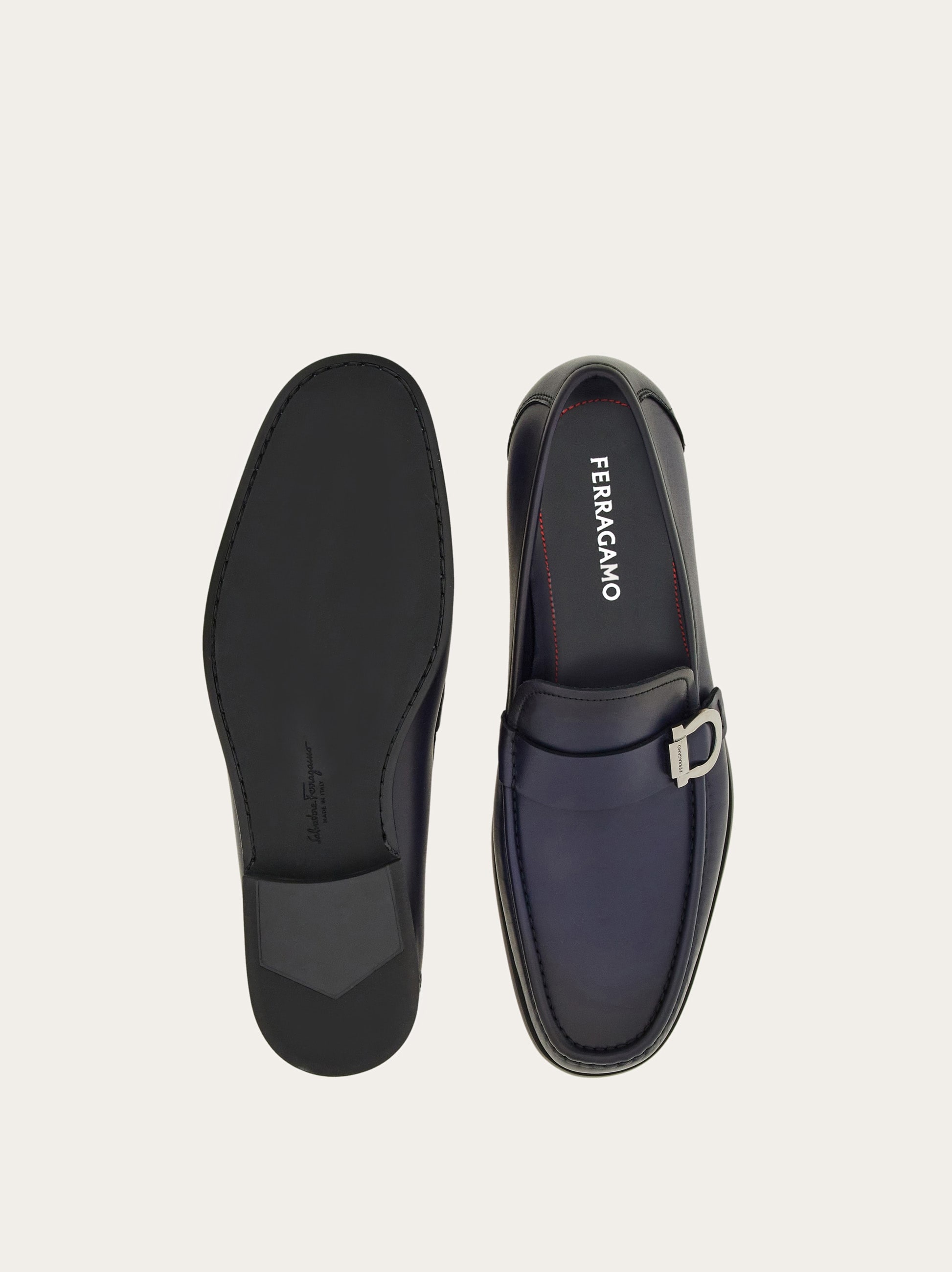 Moccasin with Gancini ornament - 5