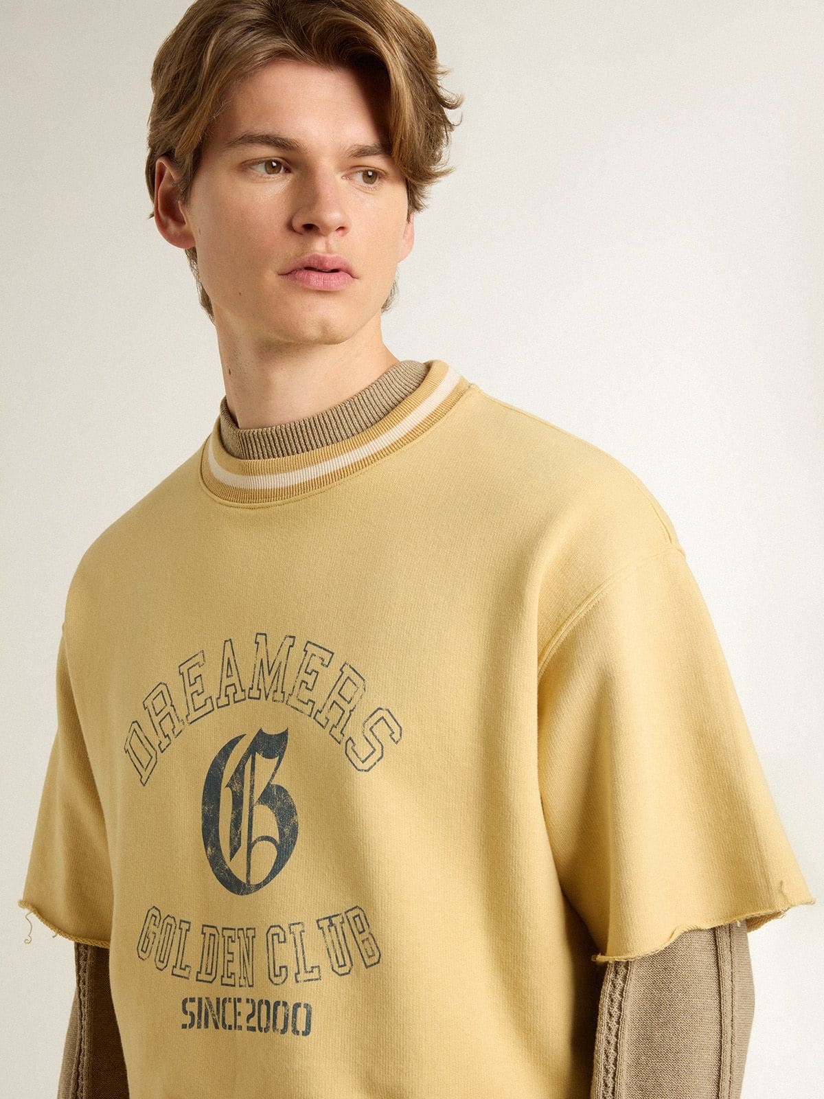 Men's oversized yellow cotton T-shirt with blue print - 5