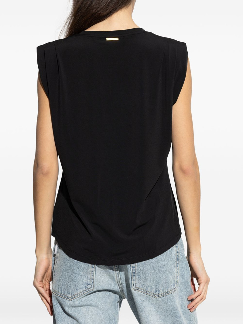 sleeveless top 4