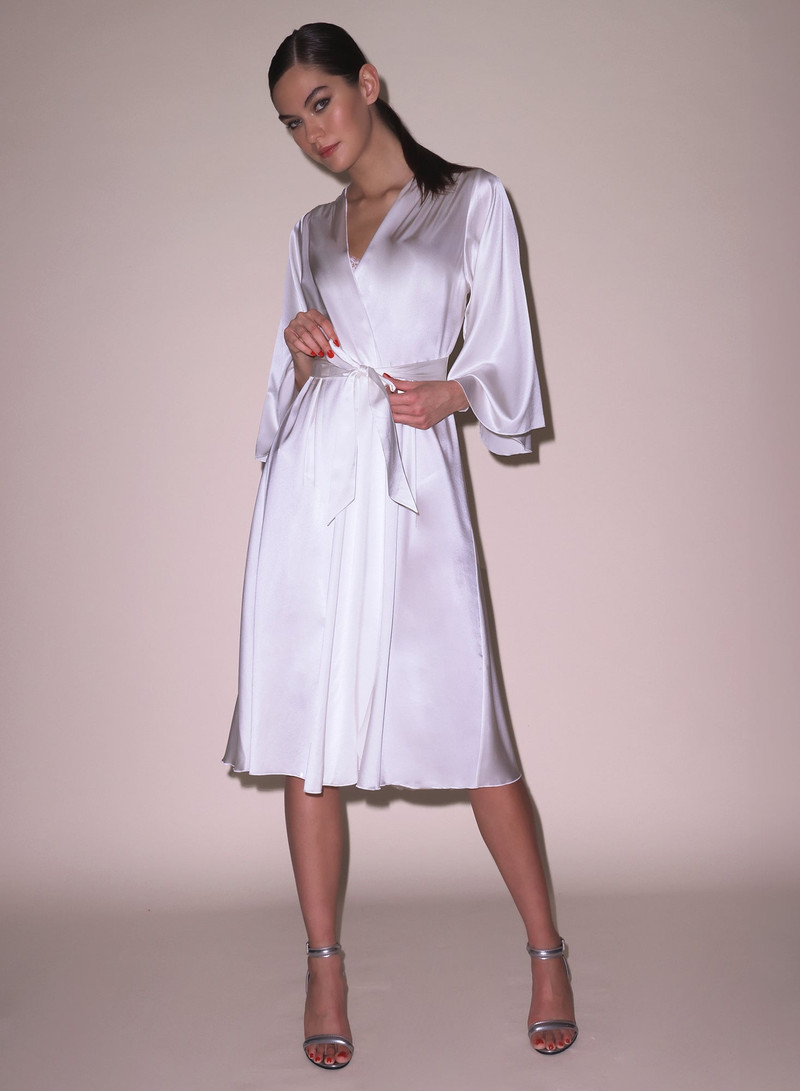 Midi Angel Sleeve Robe 4