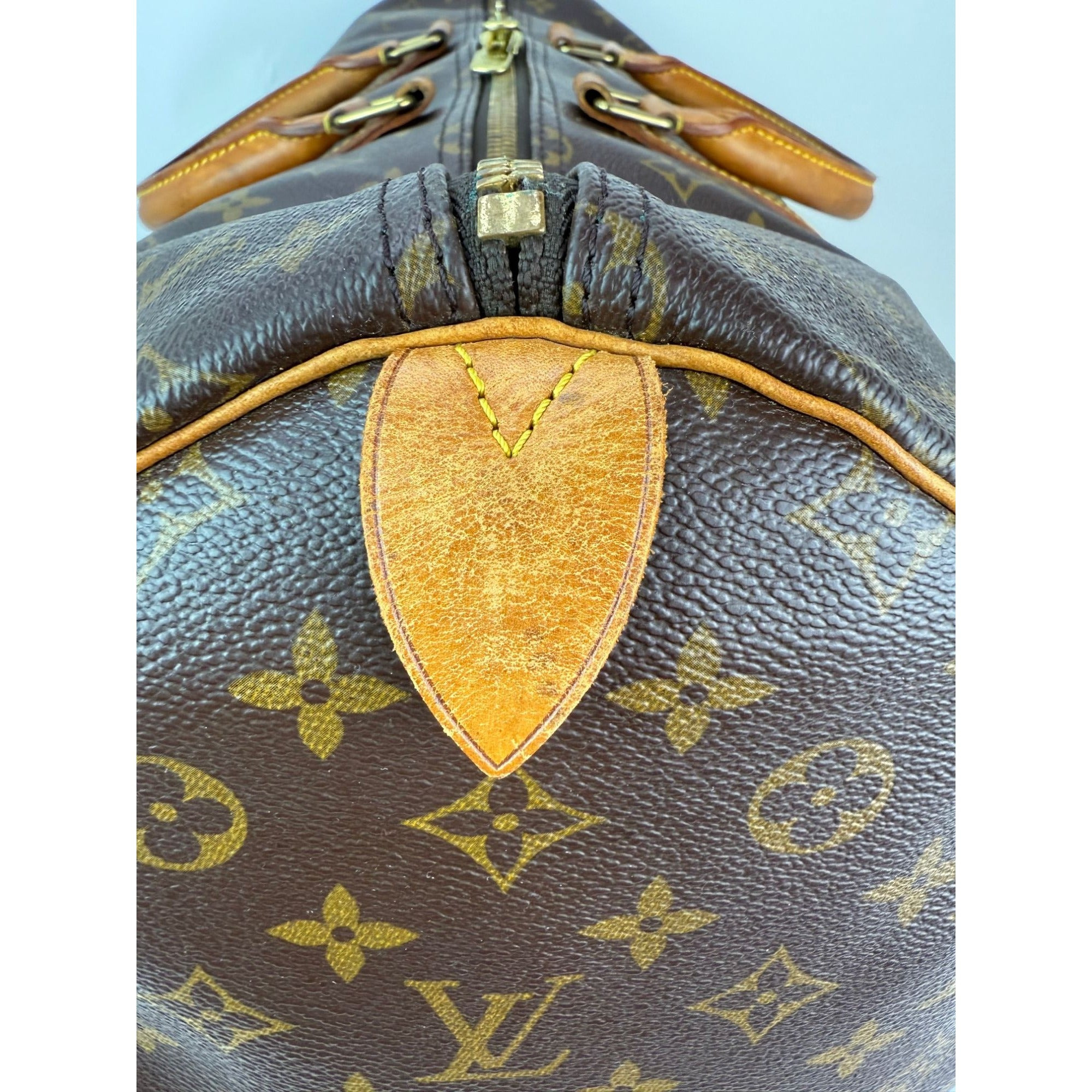 Louis Vuitton Keepall 55 Monogram Canvas Duffle Bag Luggage - 12