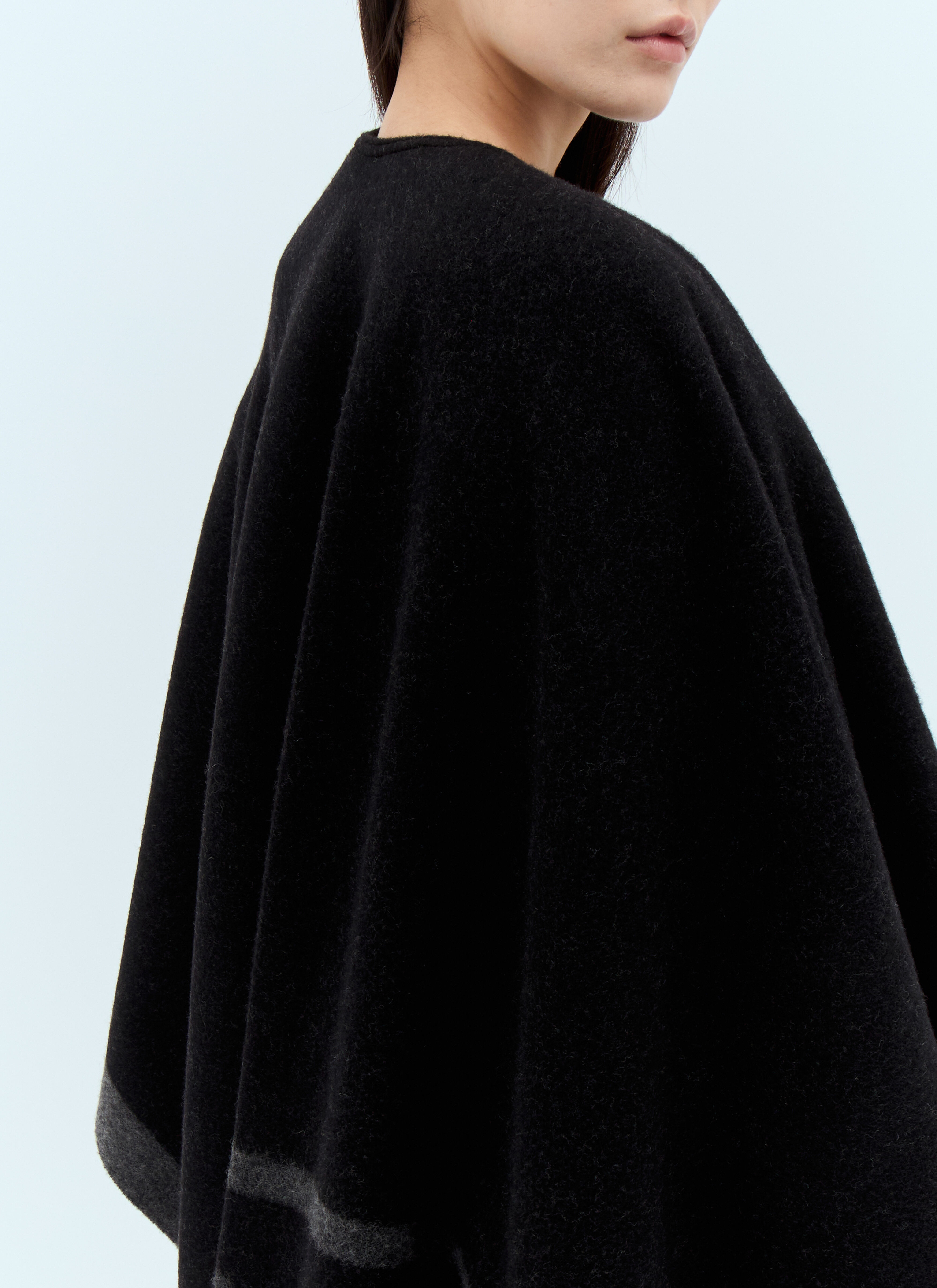 Wool Cloak With Fringes - 3