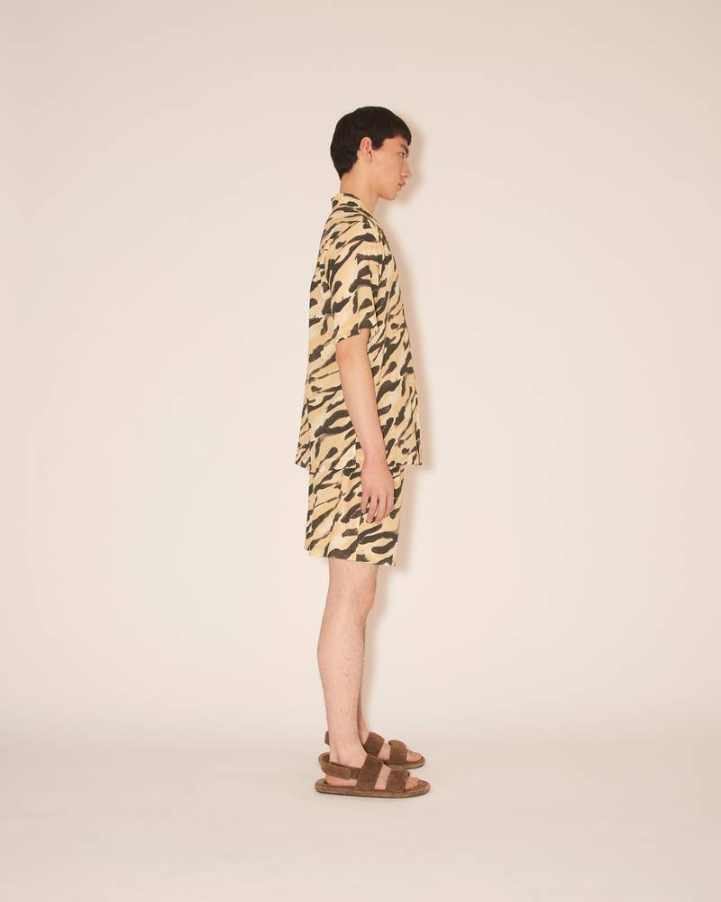 BODIL - Camp shirt - Hand painted abstract animal 3