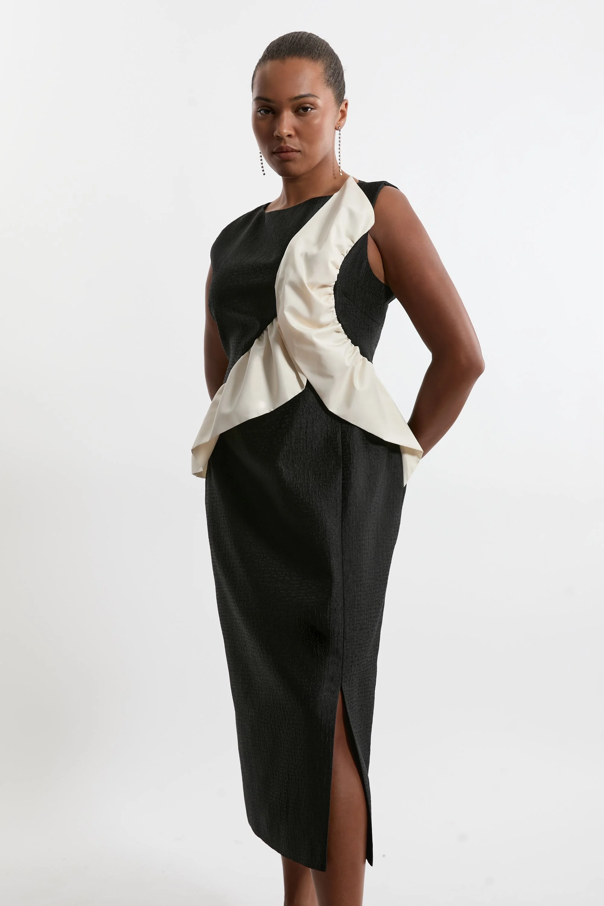 Plus Size Textured Tailored Contrast Taffeta Ruffle Maxi Dress - 1