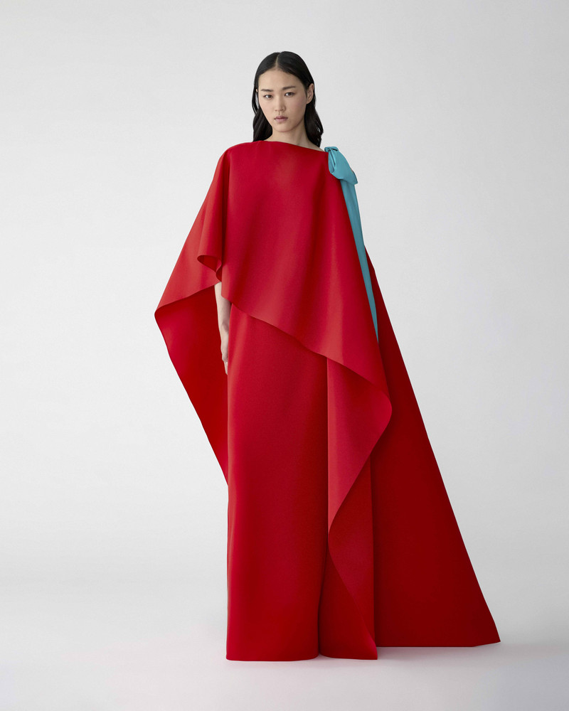 CAROLINA HERRERA Column Gown with Cape outlook