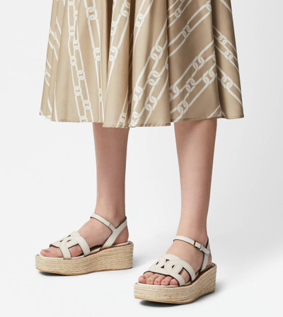 Tod's KATE WEDGE SANDALS IN LEATHER - WHITE outlook