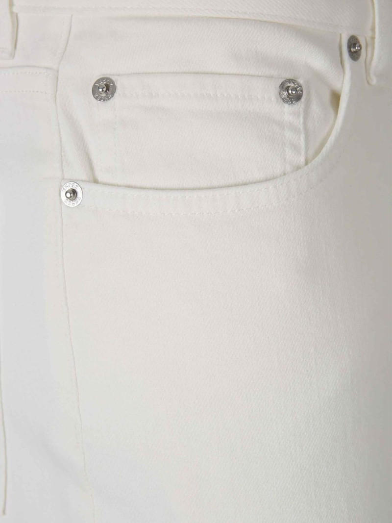 straight-leg jeans 3