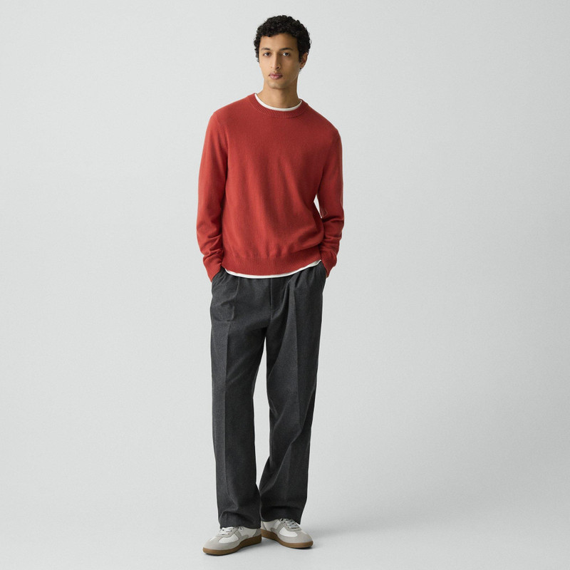 Theory Hilles Crewneck Sweater in Cashmere outlook