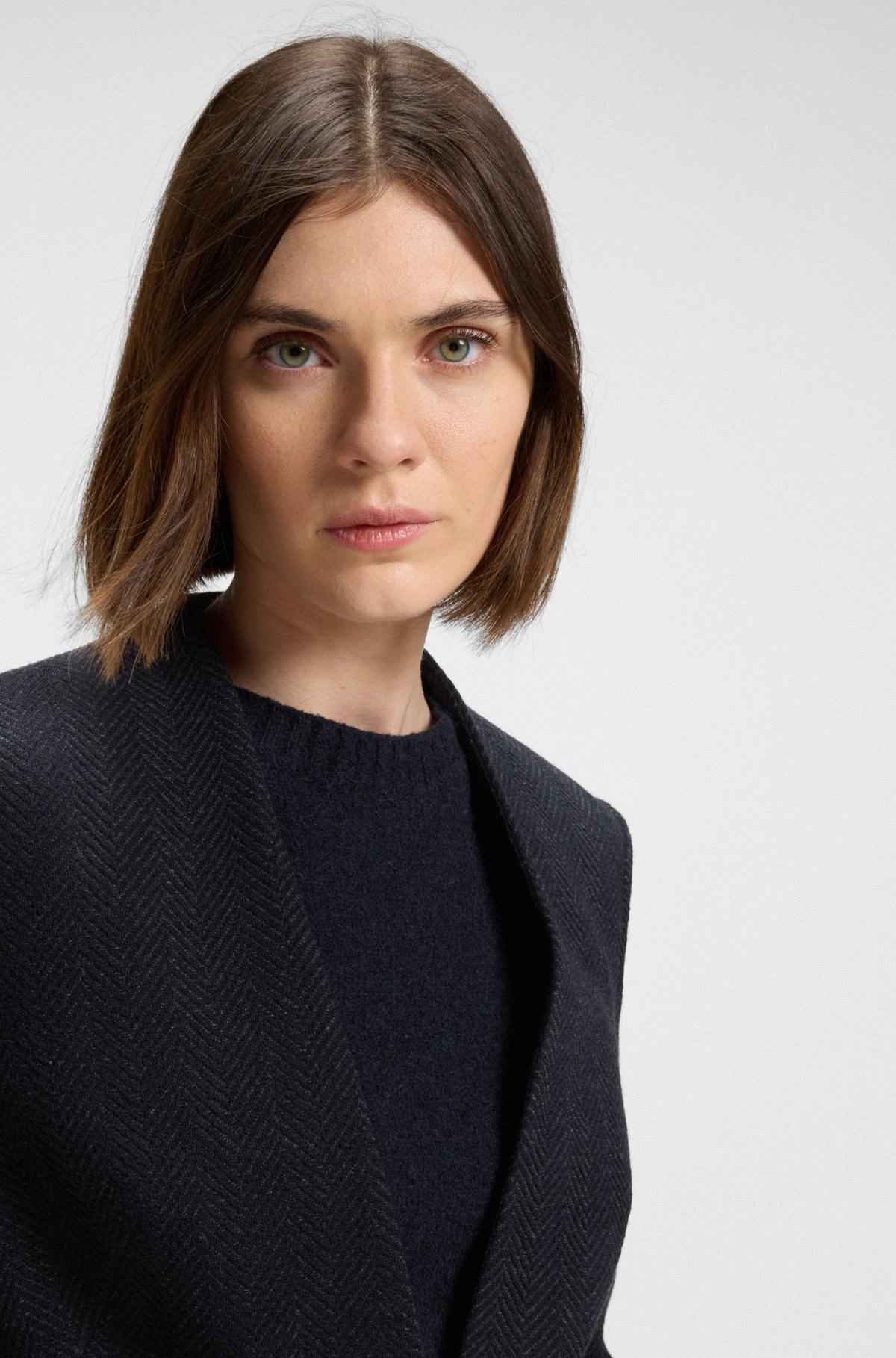 REGULAR-FIT BLAZER IN CREASE-RESISTANT HERRINGBONE STRETCH JERSEY - 5