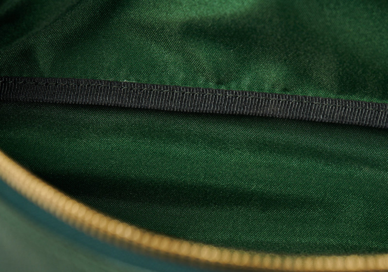 PALACE LEATHER BUM BAG GREEN 11