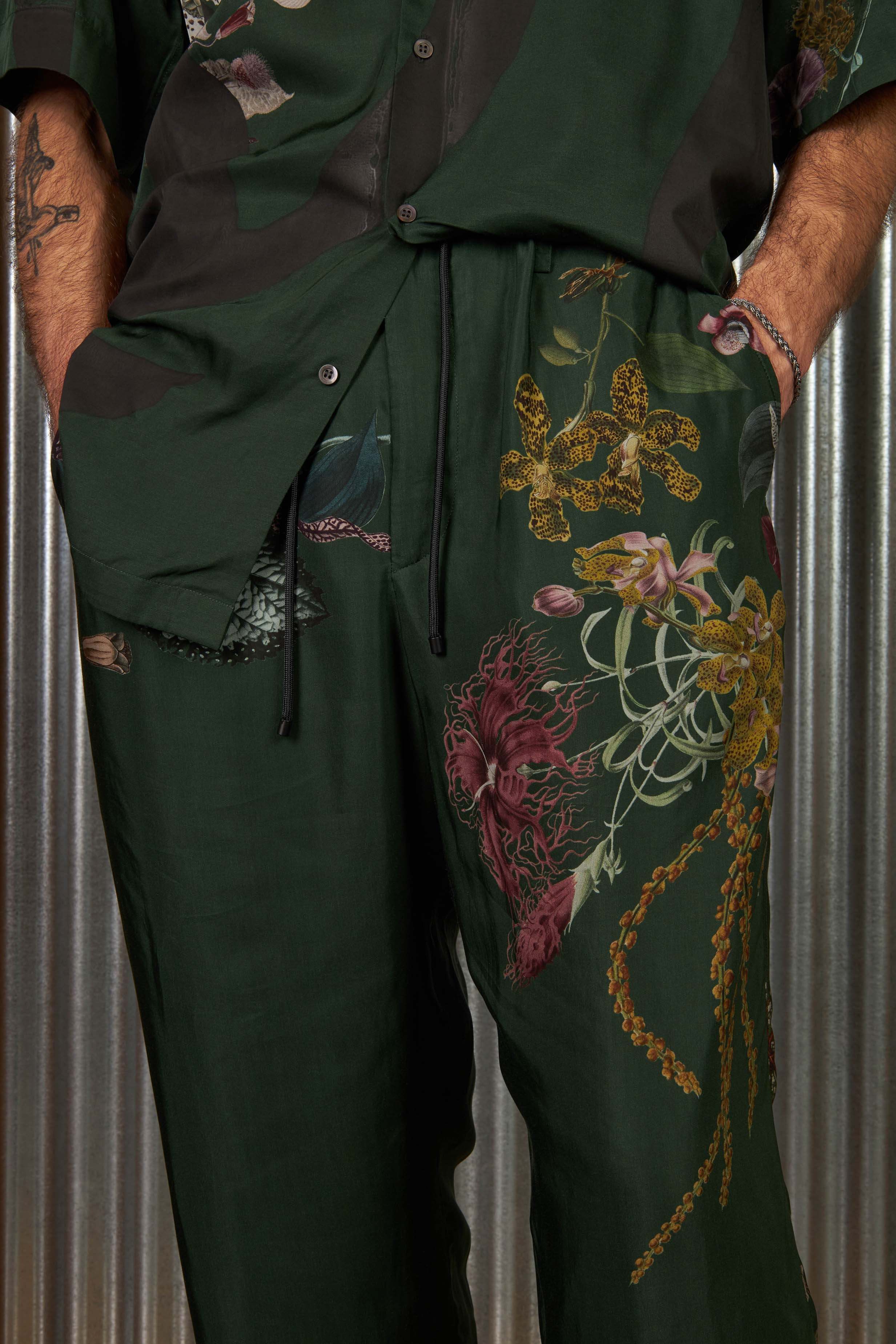 Satin Trousers With Floral Print - 3