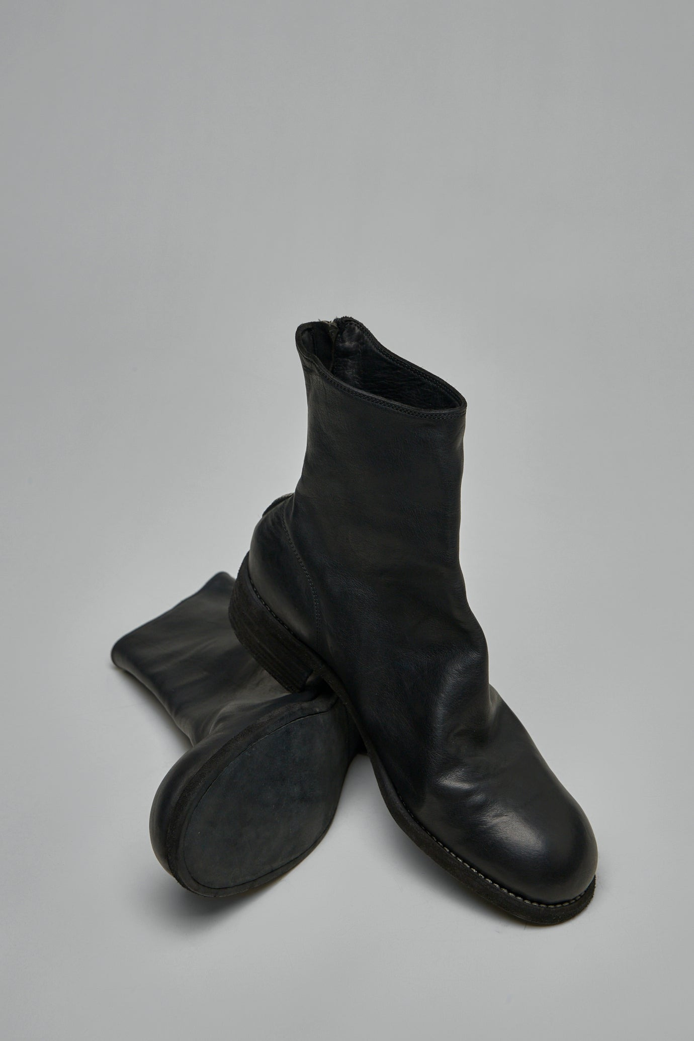 Soft Horse Full Grain Back Zip Boots - 5