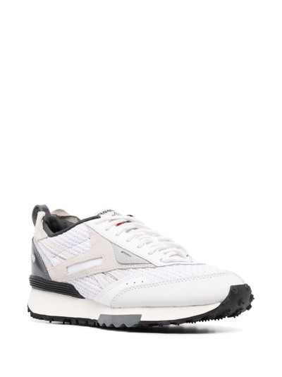 Reebok LX 2200 low-top sneakers outlook