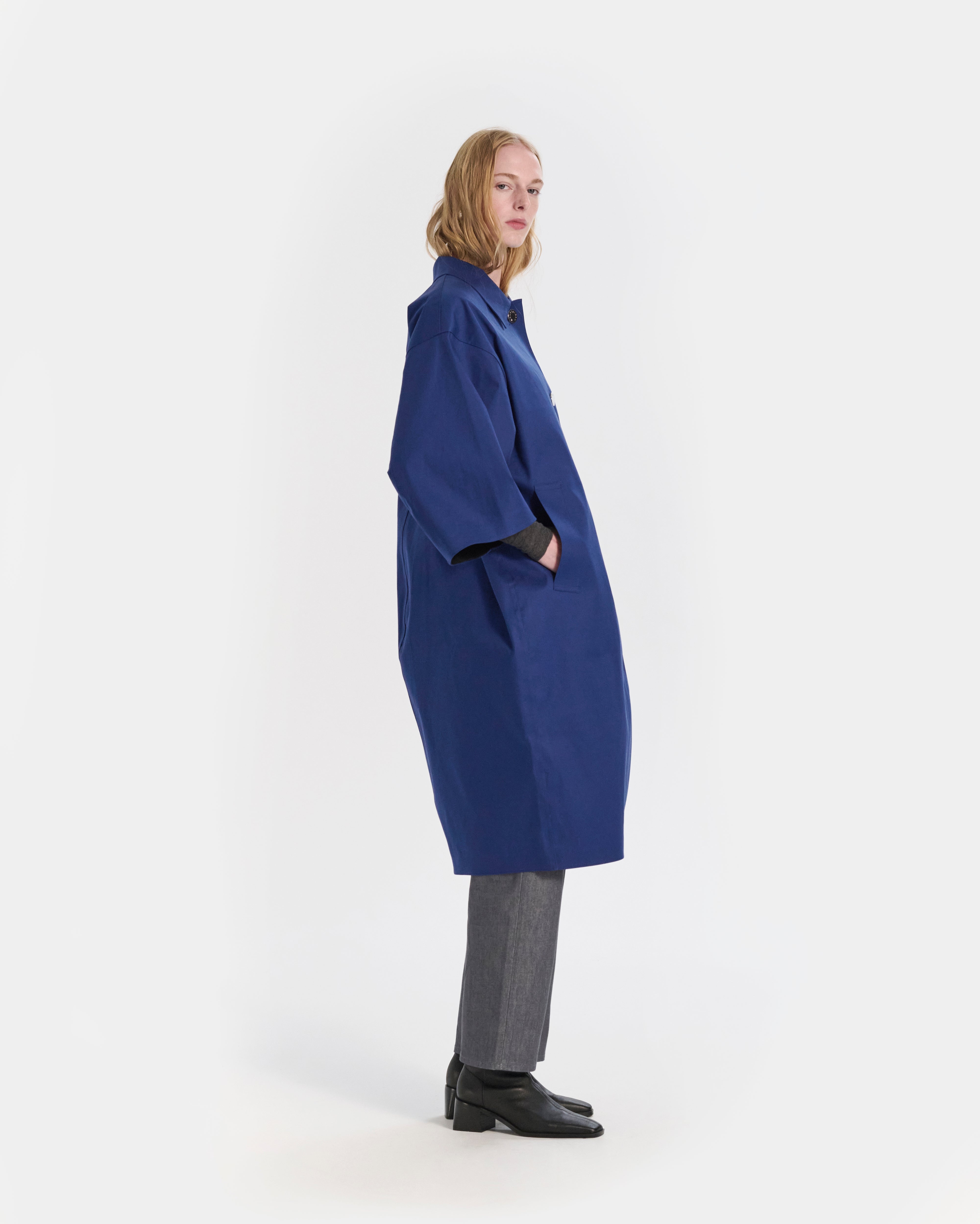 Collin Rubberised Cropped Sleeve Coat - 4