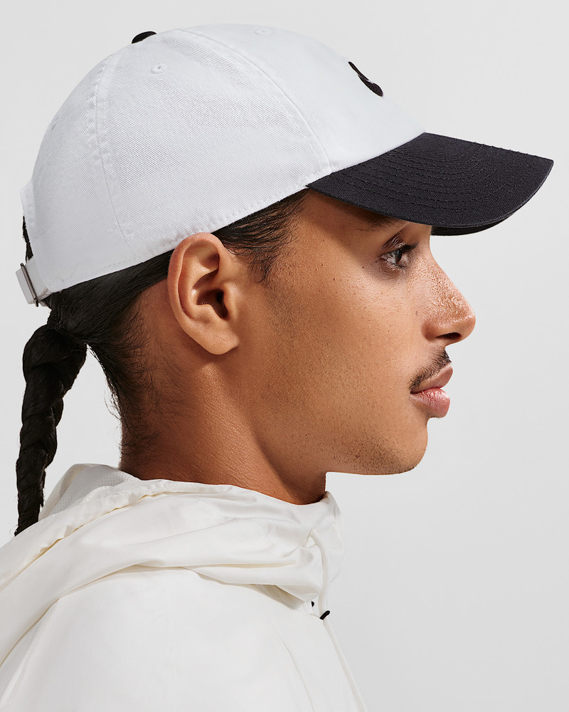 Nike Club Unstructured Futura Wash Cap 4