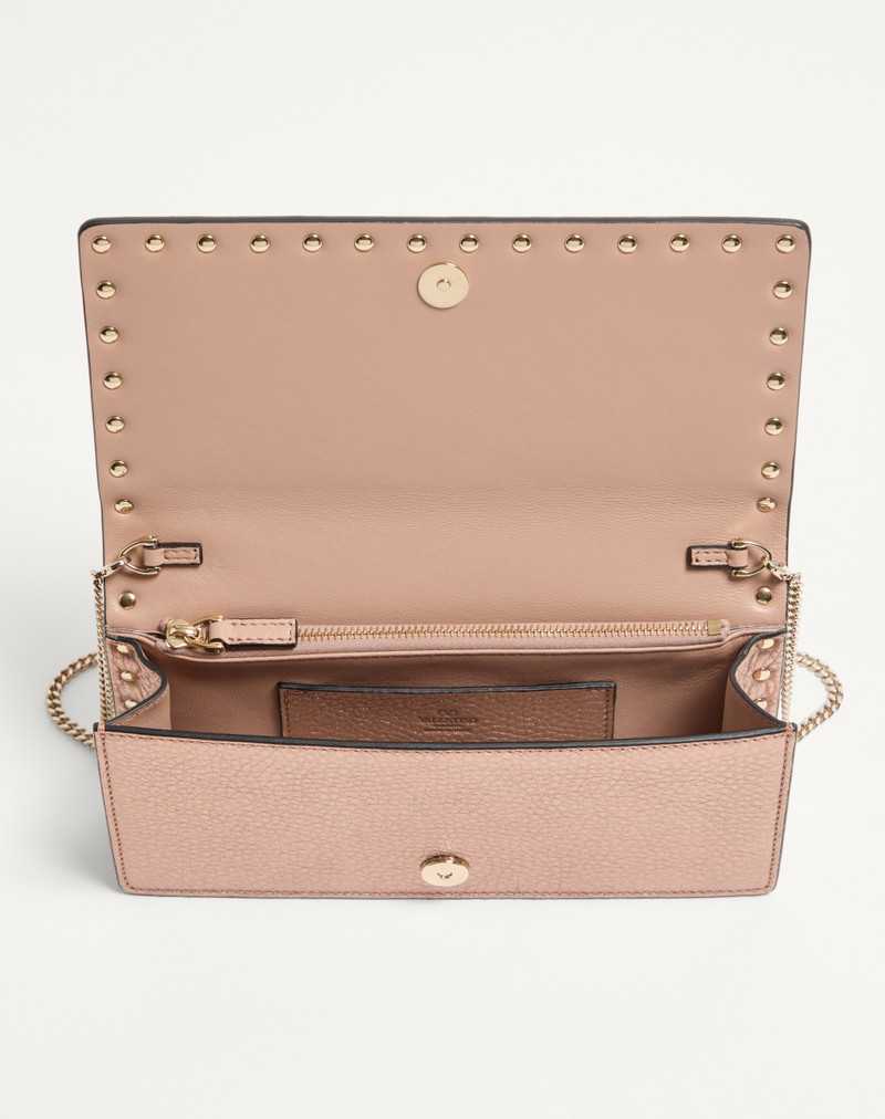 Valentino ROCKSTUD LAMINATED GRAINY CALFSKIN WALLET WITH CHAIN outlook