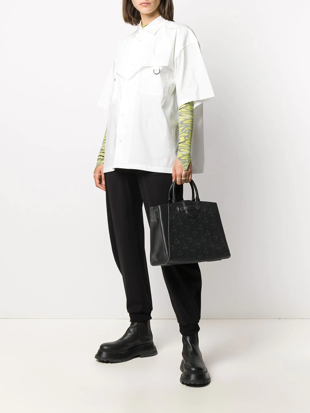 all-over embossed logo tote bag - 2