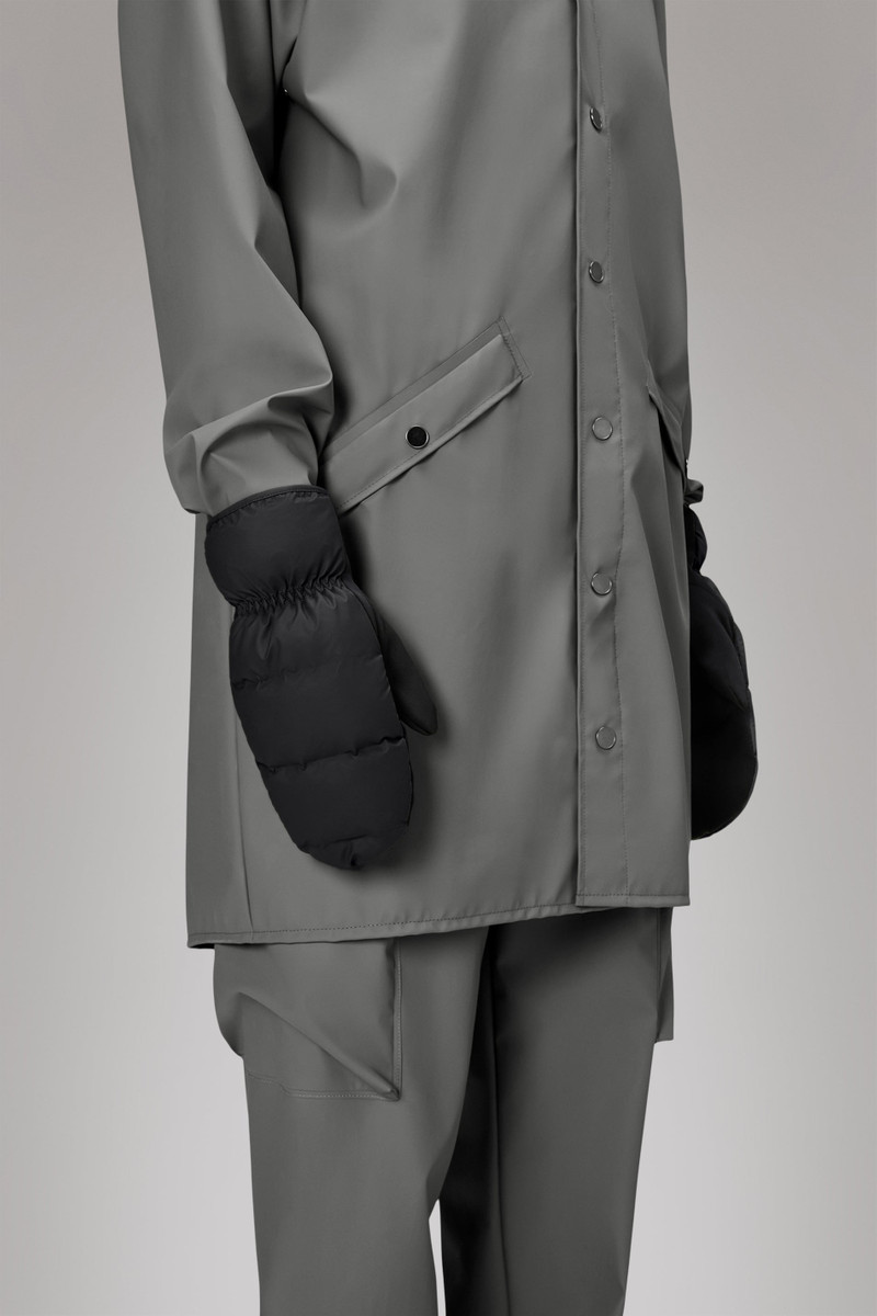 RAINS Lohja Puffer Mittens outlook