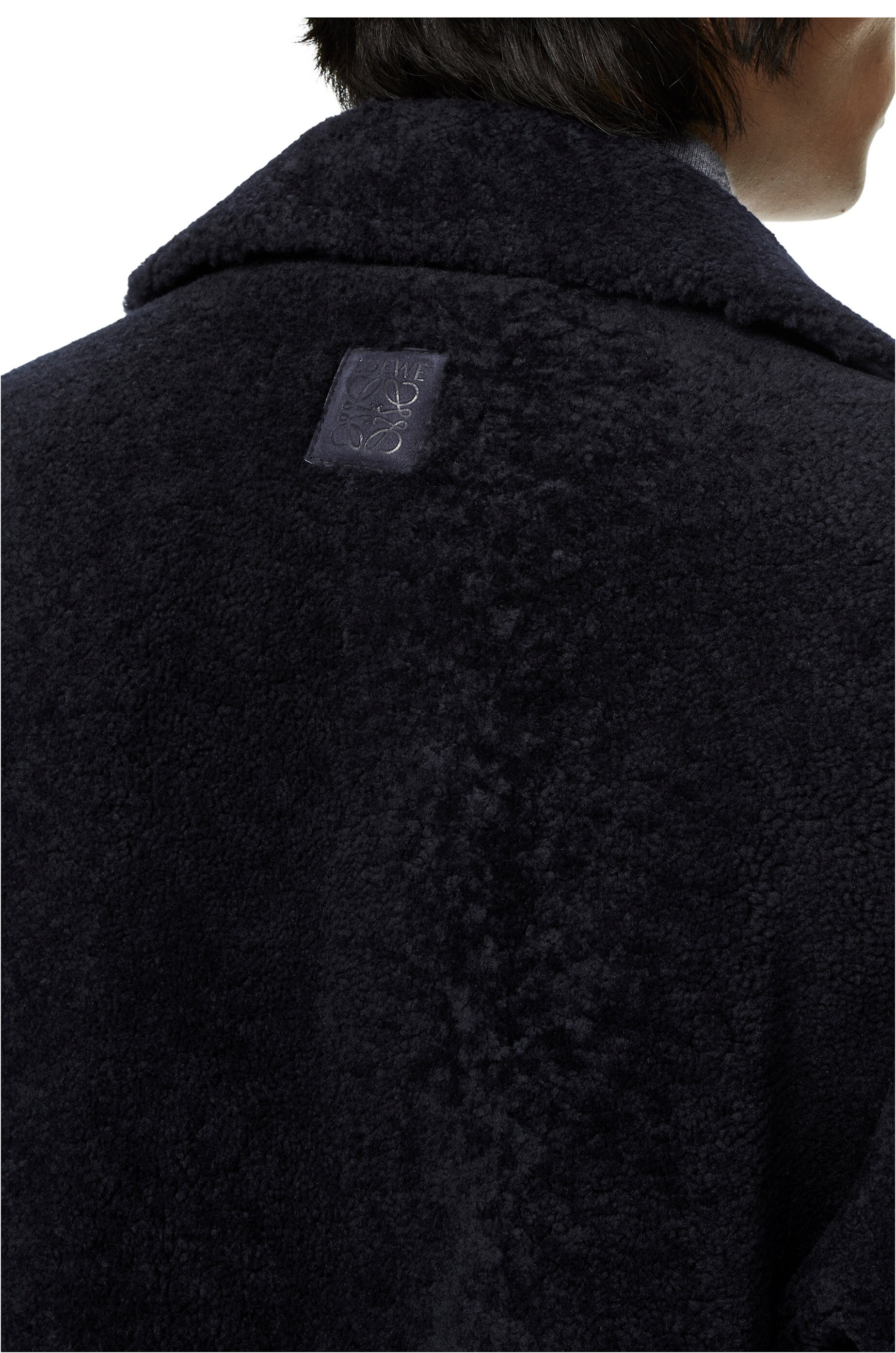 Double breasted coat in shearling - 5