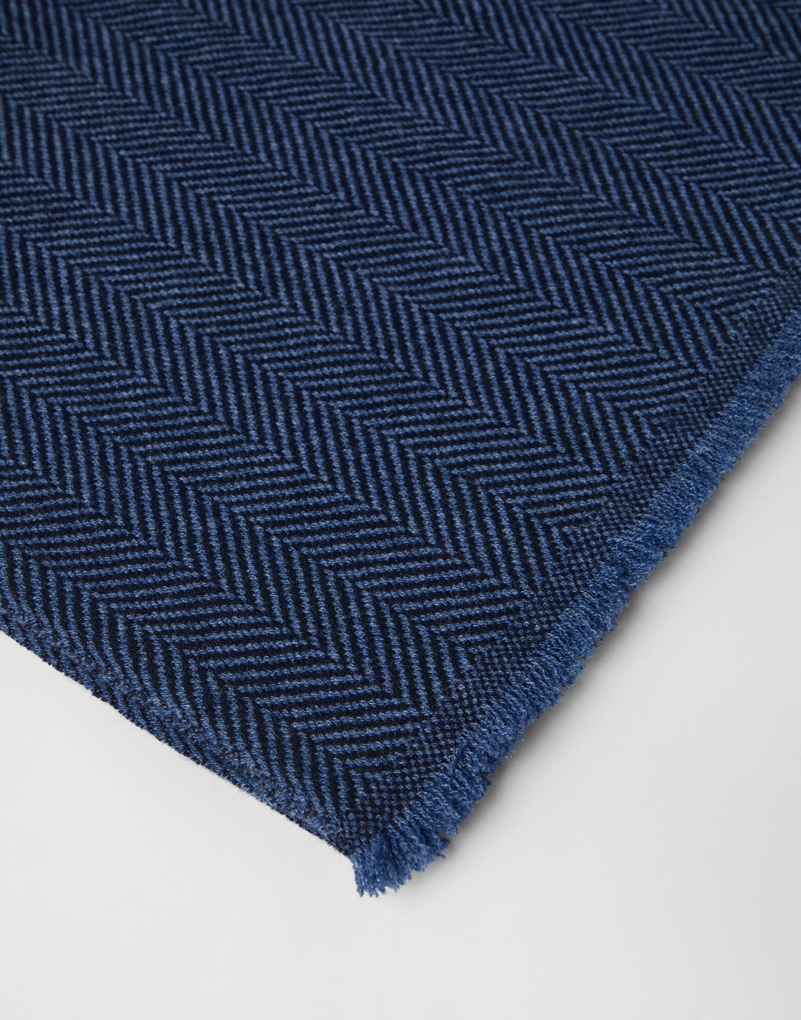 Cashmere chevron scarf - 2