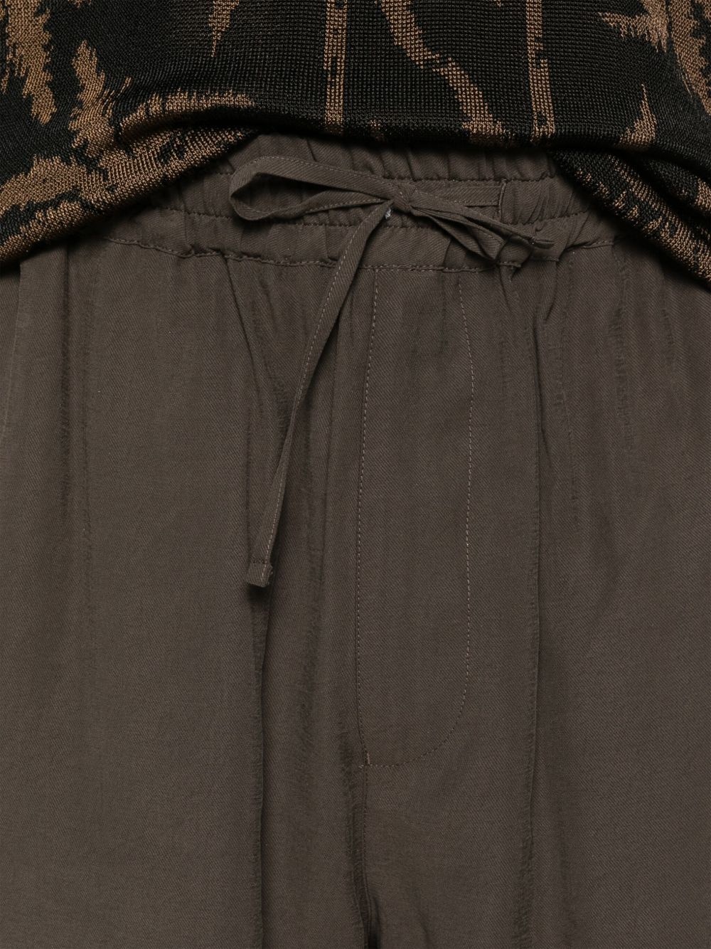 peace sign-motif shorts - 5