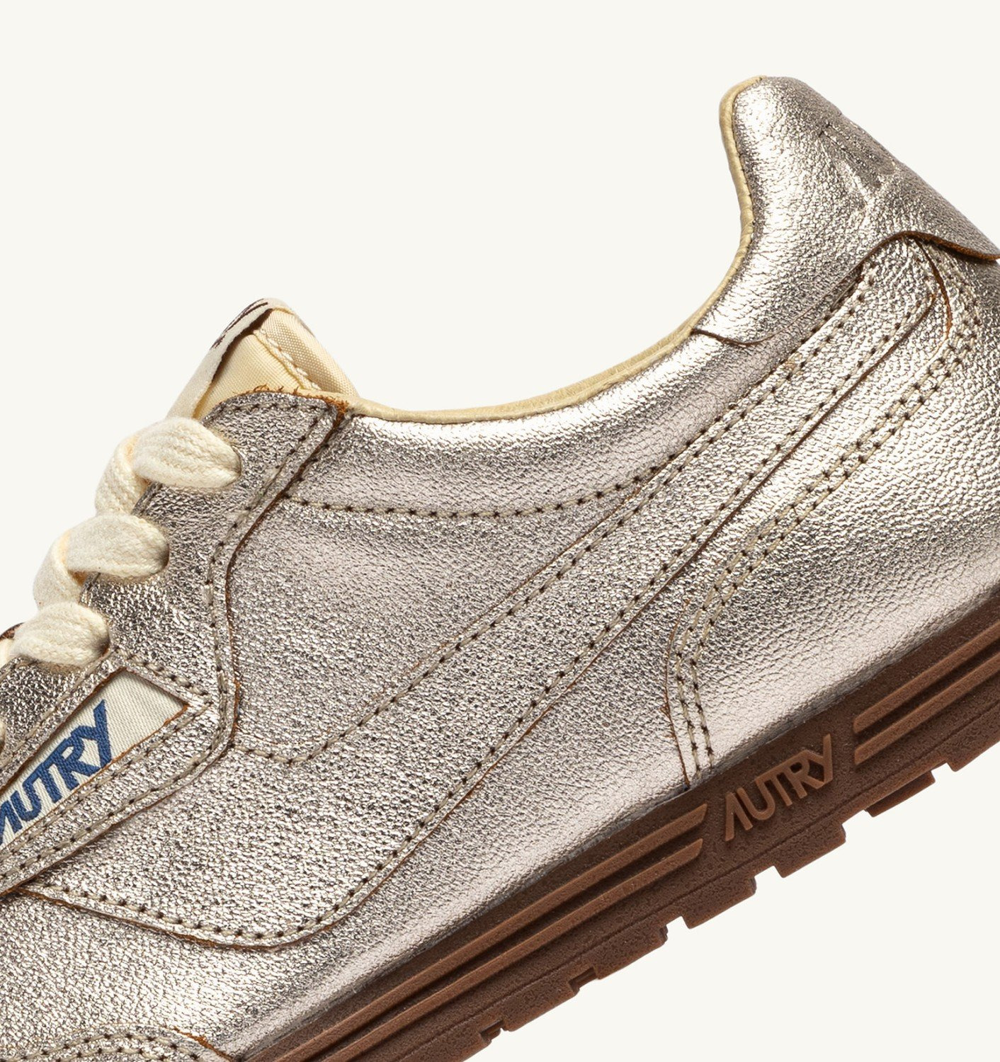 WINDSPIN SNEAKERS IN PLATINUM LAMINATED LEATHER - 6