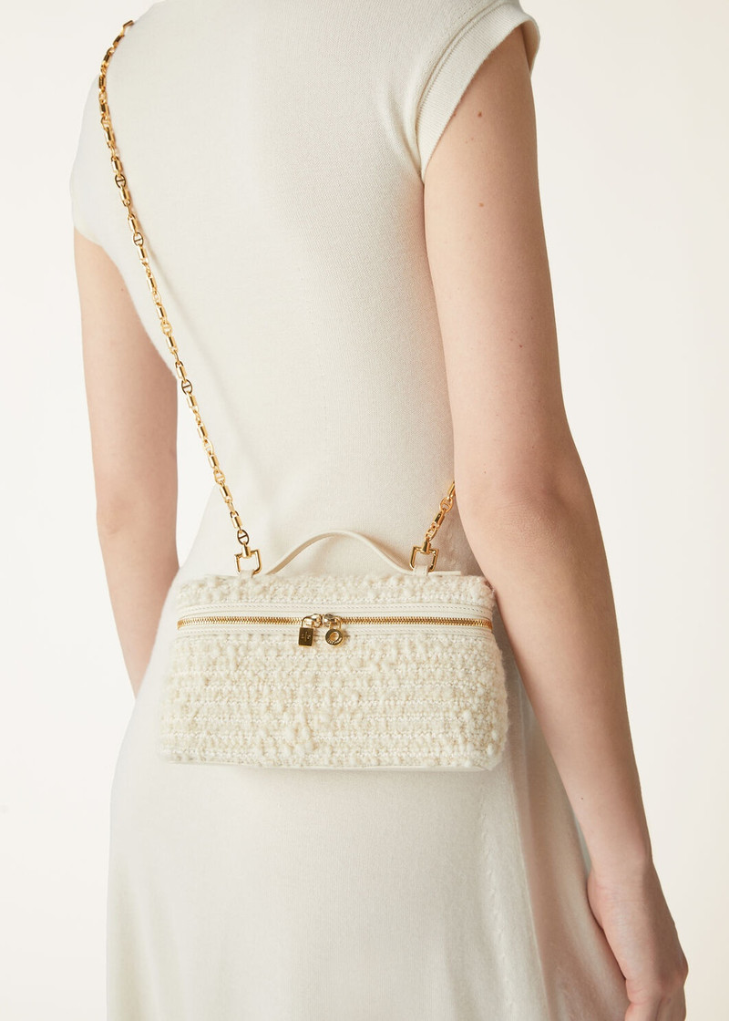 Loro Piana Extra Pocket L19 outlook